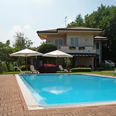 Willa Dei Salici Con Piscina By Wonderful Italy Soiano Del Lago