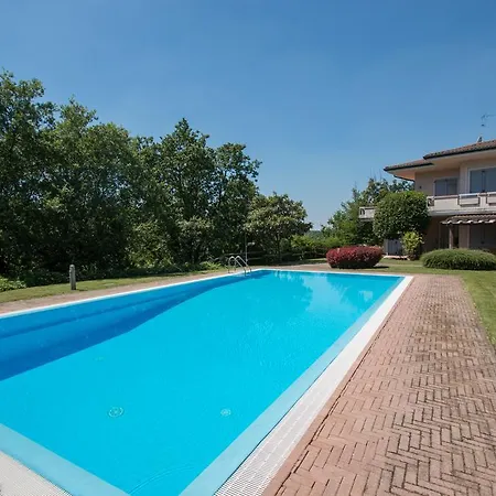 Dei Salici Con Piscina By Wonderful Italy