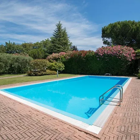 Dei Salici Con Piscina By Wonderful Italy